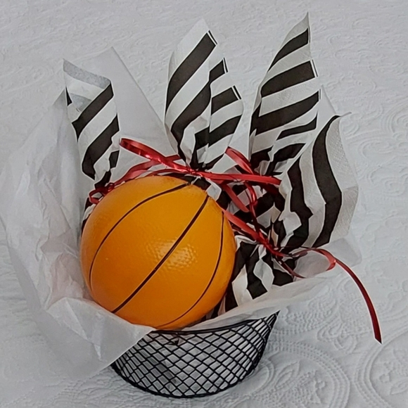 NWT NIKE 12M Baby Outfit, 18M Sleeveless t-shirt & shorts, 24M toddler set - Picture 2 of 7